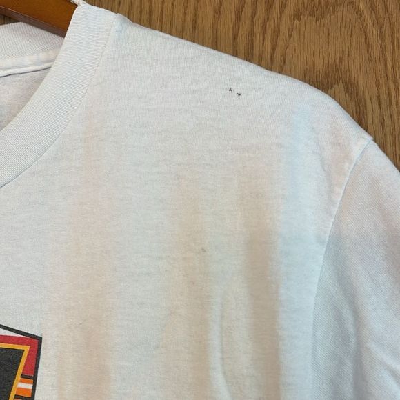 HOUSTON ROCKETS Vintage 1995 Back 2 Back Champions NBA Graphic Tee - Picture 15 of 15